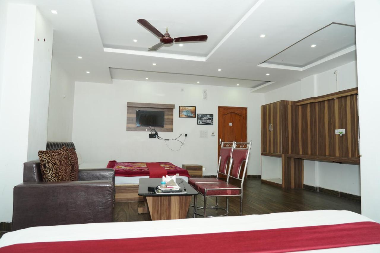Aastha Hotel Rourkela Exterior foto